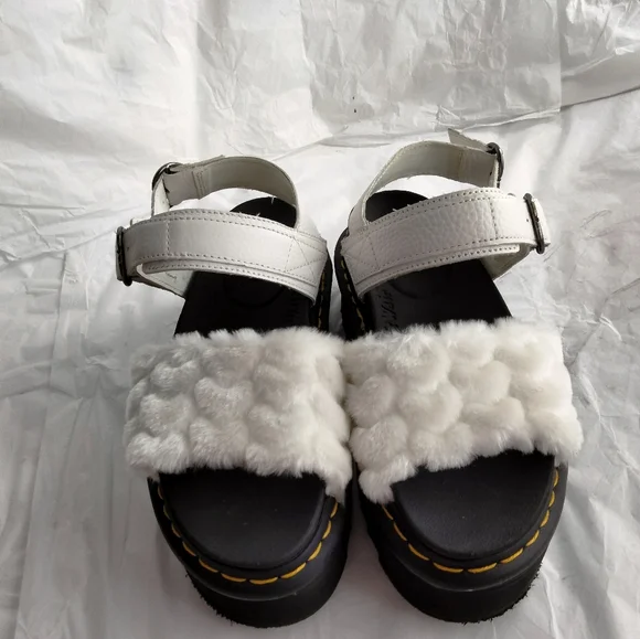 Dr. Martens Voss Quad Fluffy size 8L - Picture 12 of 16